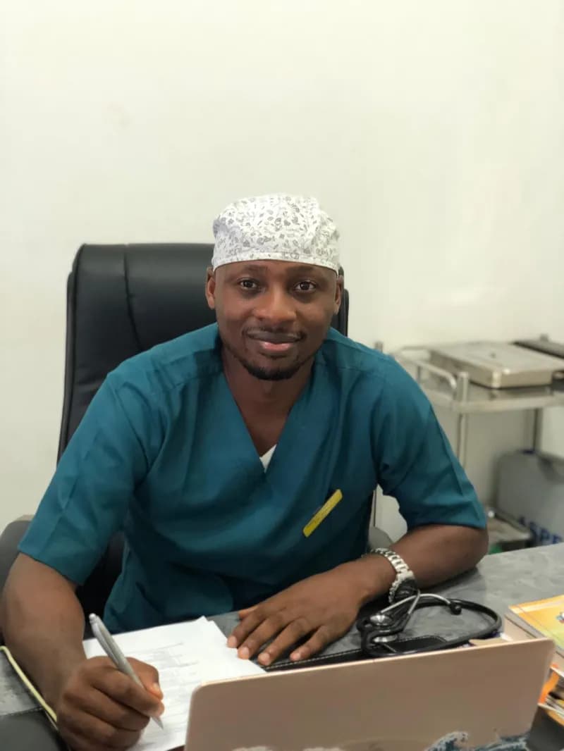 Dr. Oluwaseun Ayo Paul Akinyemi in clinical setting